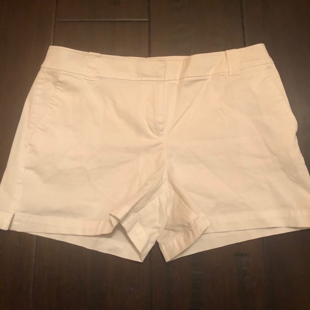 NY&CO white shorts